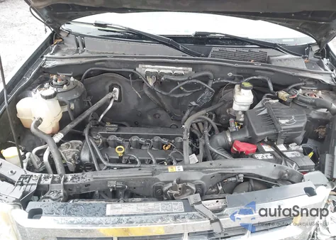 2012 Ford Escape Limited z USA, uszkodzony, nr VIN 1FMCU9E75CKB84125